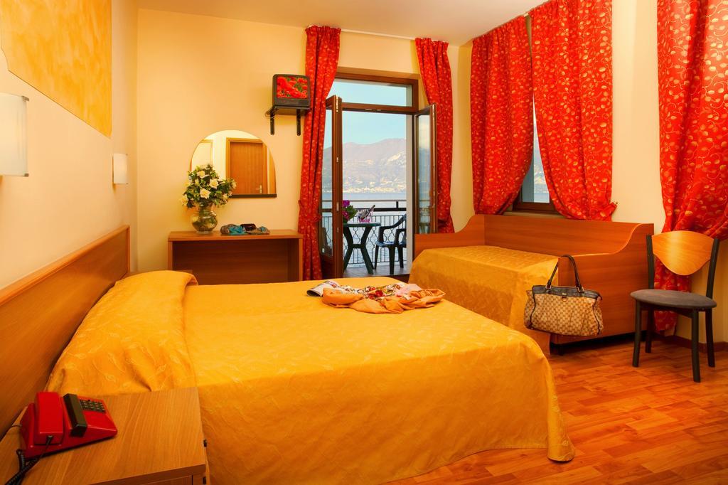 Hotel Merano เบรนโซเน ซูล การ์ดา ห้อง รูปภาพ