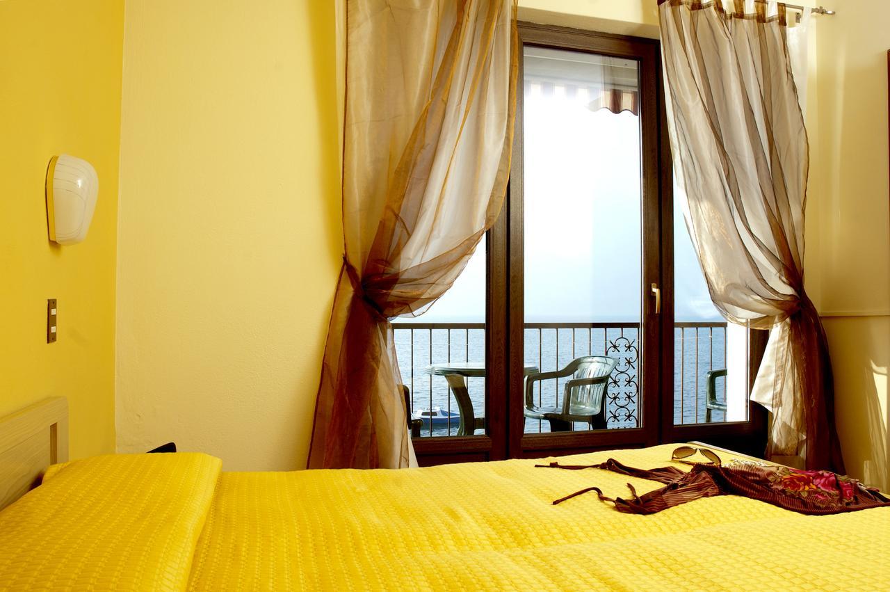 Hotel Merano เบรนโซเน ซูล การ์ดา ภายนอก รูปภาพ